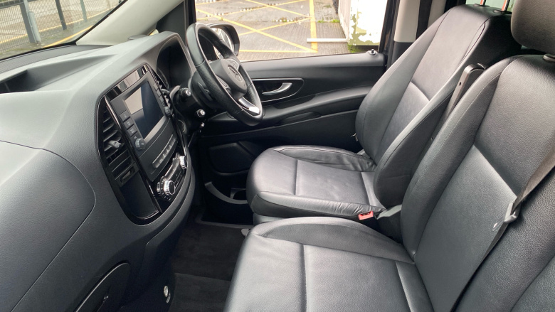 Mercedes-Benz Vito Tourer L3 Diesel Rwd 114 CDI Select 9-Seater 9G-Tronic